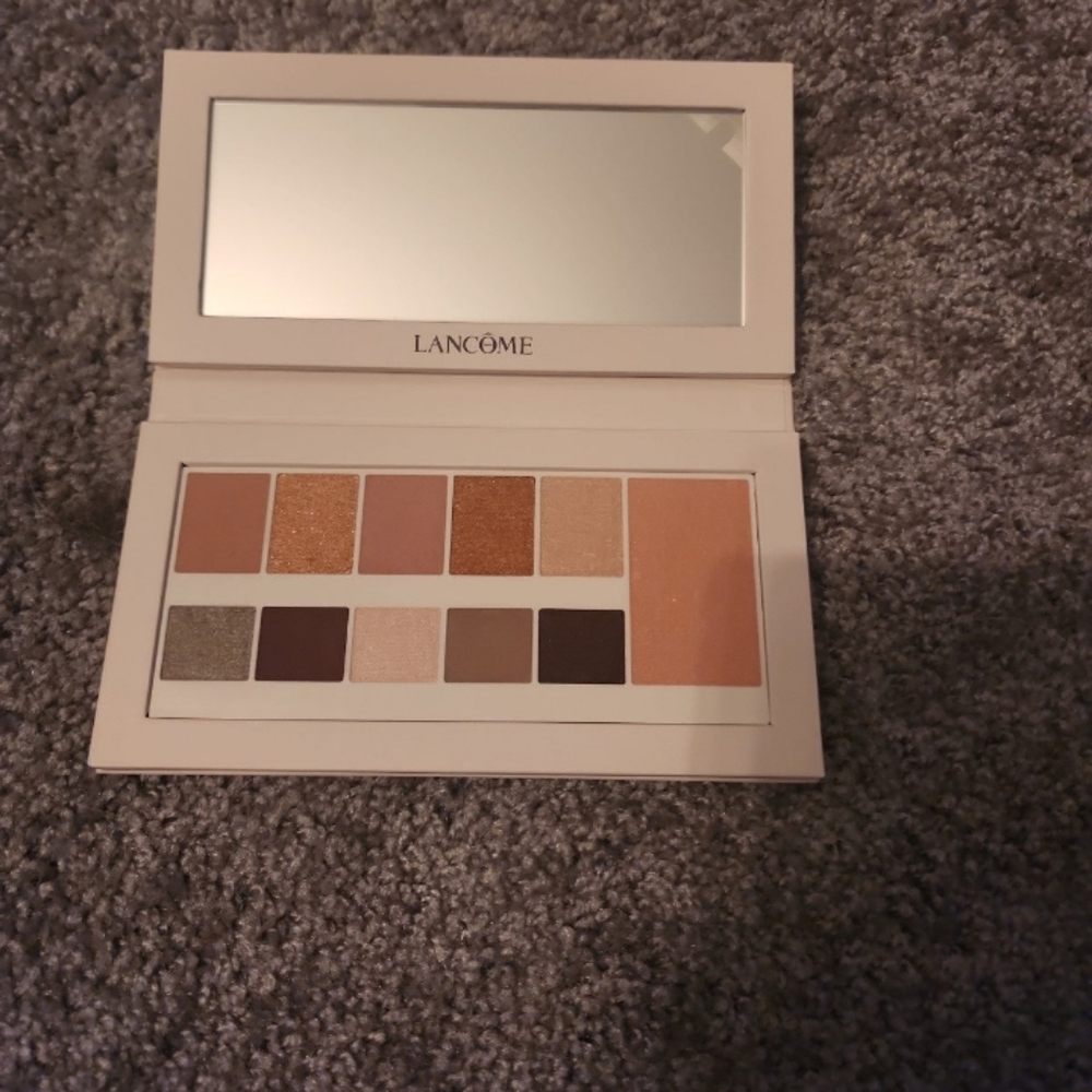 COPY - COPY - Lancome holiday 2023 palette